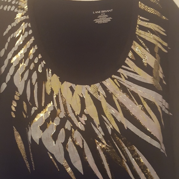 Tee - Picture 2 of 4